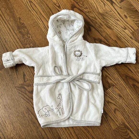 Just Born white terry cloth hooded robe, size 0-9M - Picture 1 of 6
